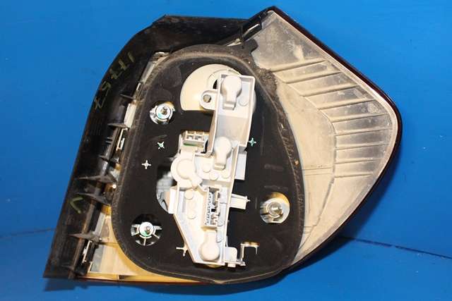Baklykt venstre til BMW 1-Serie 2004-2011 (E81/E82/E87/E88) (E81/E82/E87/E88) (VALEO|85038434|7 184 955|)