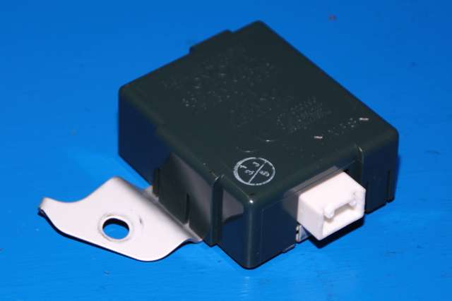 Styreenhet diverse til Toyota Land Cruiser 120 2002-2009 (DENSO|251300-0532|89741-60340|)