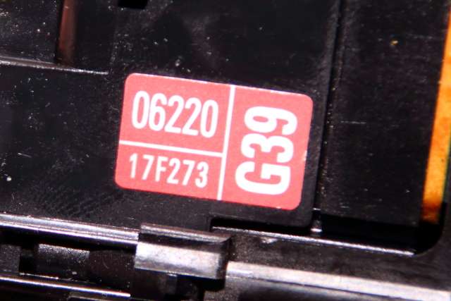 Bryter visker til Toyota Hilux 2006-2011  (TOYOTA|17F273-06220|)