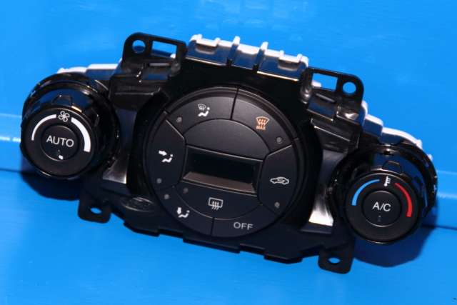 Varmeapparat betjening til Ford Fiesta, 2008-2012 (Type VI, Fase 1) (FORD|8A6T-18C612-AL)