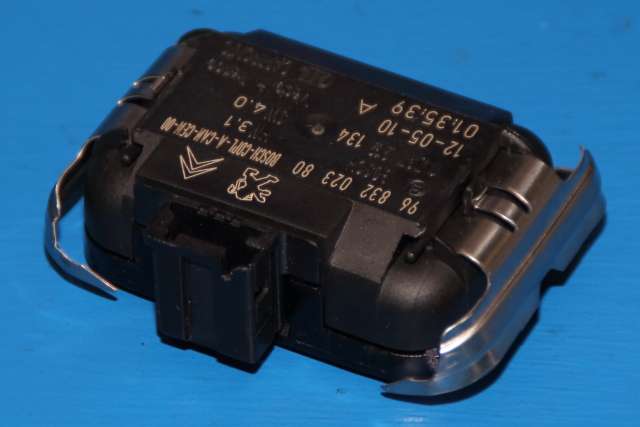 Sensor regnsensor til Peugeot 5008, 2010-2017 (Type I)  (BOSCH|1 397 212 134)