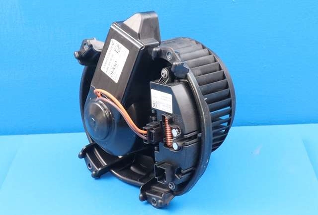 Varmeapparat motor til Mercedes A-Klasse 2012-2018 (W176) (W176) (MERCEDES|A 246 906 42 00|)