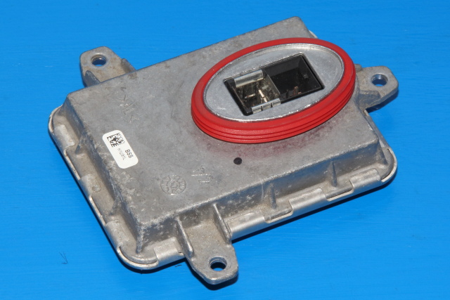 Styreenhet xenon/ballast til Alfa Romeo Giulietta, 2010-2018 (AUTOMOTIVE|1 307 329 27200)