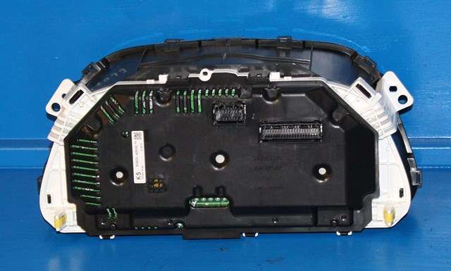 Instrumentpanel til Toyota RAV4 2013-2015 (Type IV, Fase 1) (TOYOTA|83800-42K50|)