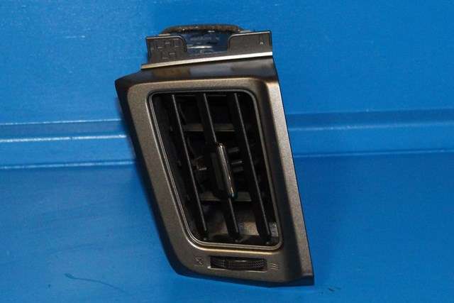 Dashbord friskluftdyse til Toyota RAV4, 2013-2015 (Type IV, Fase 1)  