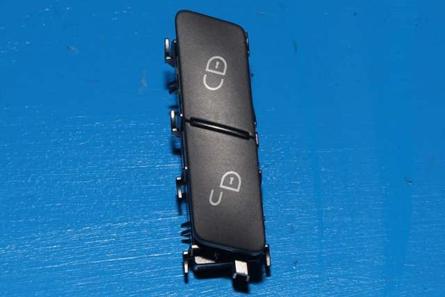 Bryter diverse til Mercedes GLK, 2008-2015 (X204) (X204) (MERCEDES|A 204 905 84 02)