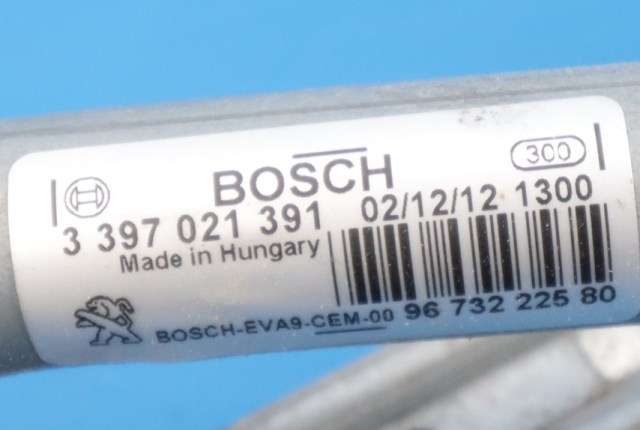 Viskermotor frontrute komplett m/overføring til Peugeot 208 2012-2019 (Type I) (PEUGEOT|96 732225 80|0 390 241 540|)