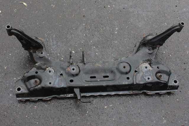 Travers foran hoved til Ford B-Max, 2012-2017
