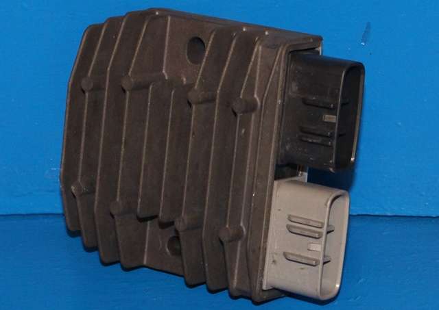 MC, Styreenhet til MC Kawasaki ZX-10R, 2006-2007  (FH010BA)
