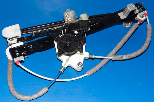 Ruteheis venstre foran til Ford B-Max, 2012-2017 (FORD|6CP1-14A389-L4A)