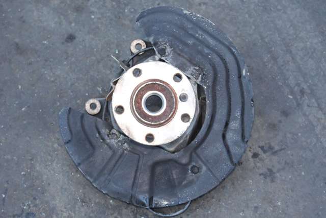 Hjulspindel høyre foran til BMW X3, 2010-2017 (F25) (F25)