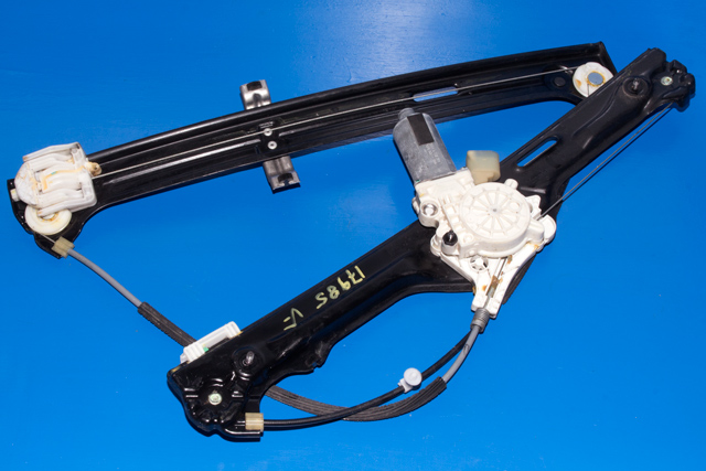 Ruteheis venstre foran til BMW X5, 2007-2013 (E70) (E70) (BROSE|974623-100)
