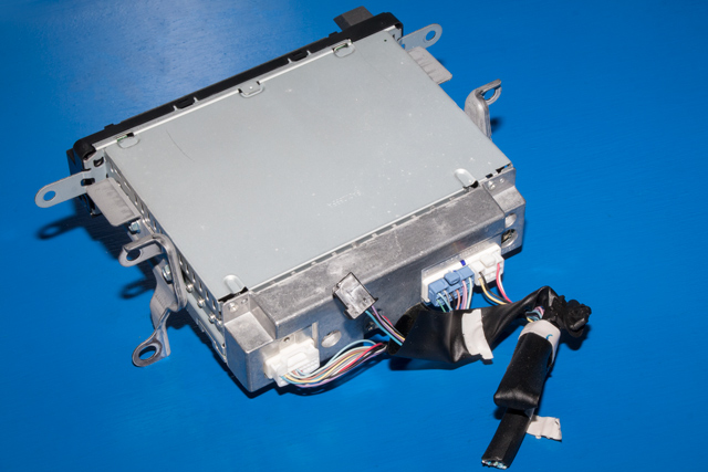 Bilstereo til Toyota iQ 2009-2014  (TOYOTA|86120-74010-B0|)