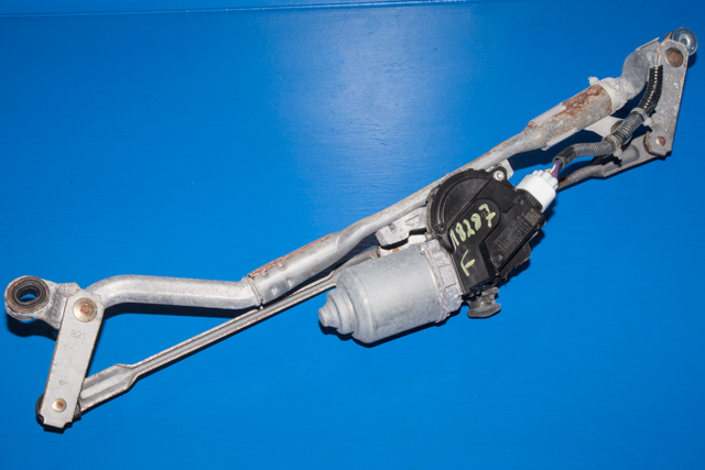 Viskermotor frontrute komplett m/overføring til Toyota iQ 2009-2014 (DENSO|159300-2313|85110-74020|)