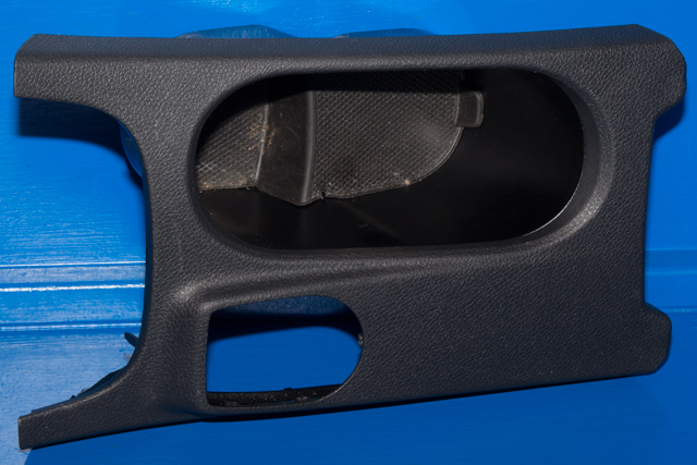 Dashbord koppholder til Mercedes B-Klasse, 2011-2018 (W246) (W246) (MERCEDES|A 246 680 08 10)