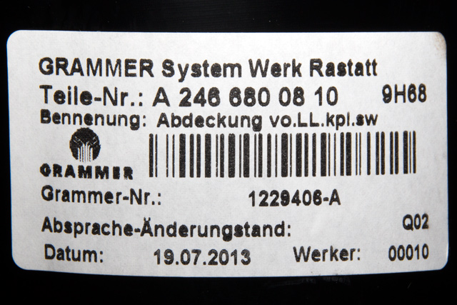 Dashbord koppholder til Mercedes B-Klasse 2011-2018 (W246) (W246) (MERCEDES|A 246 680 08 10|)