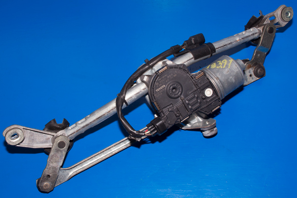 Viskermotor frontrute komplett m/overføring til Toyota Avensis, 2009-2015 (Type III, Fase 1) (BOSCH|0 390 241 642)