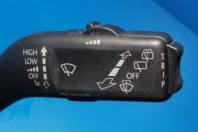 Bryter combi til VW Passat 2011-2015 (B7) (B7) (VAG|3C9 953 501 BP|3C9 953 502 C|)
