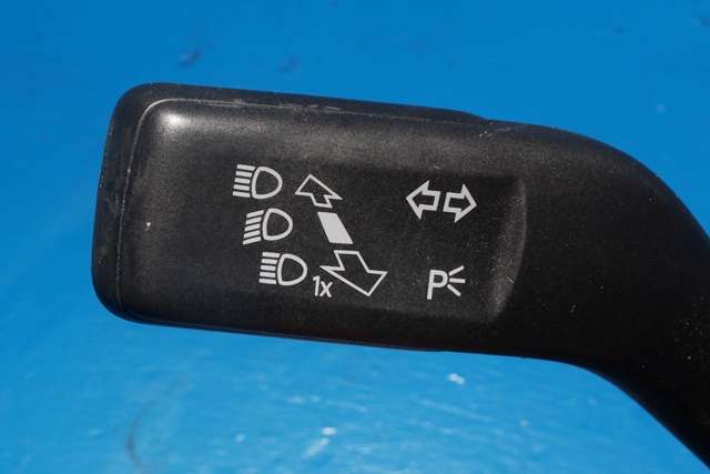 Bryter combi til VW Passat 2011-2015 (B7) (B7) (VAG|3C9 953 501 BP|3C9 953 502 C|)