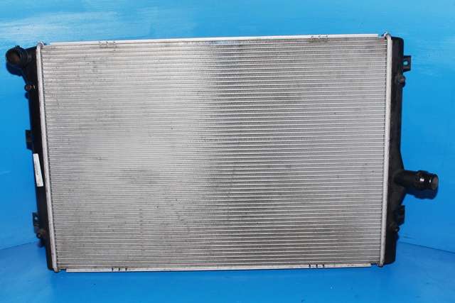 Radiator (manuell gir) til VW Passat, 2011-2015 (B7) (B7) (VAG|3AA 121 253)