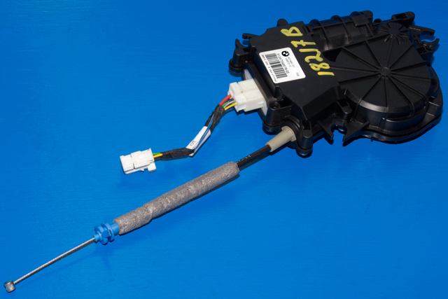Baklukeåpner motor til BMW X3, 2010-2017 (F25) (F25) (BMW|7 249 578)