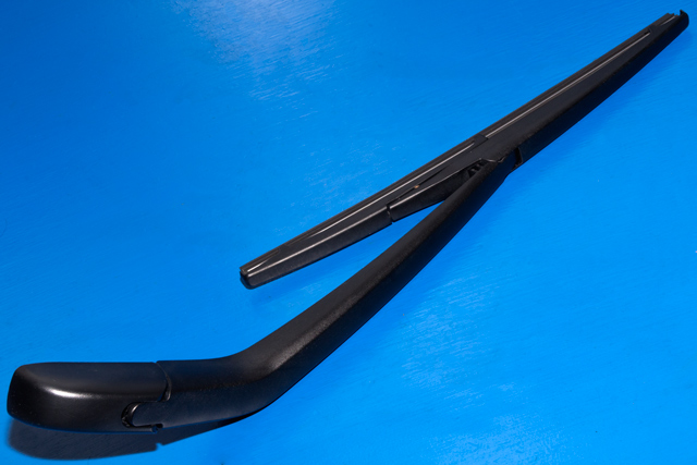 Viskerarm bakrute til Toyota Yaris, 2014-2020 (Type III, Fase 2)  