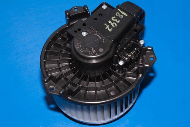 Varmeapparat motor til Toyota Yaris 2014-2020 (Type III, Fase 2)  