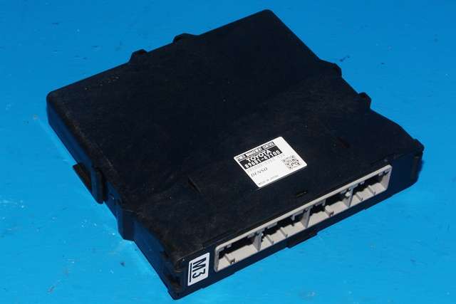 Styreenhet diverse til Toyota Prius, 2009-2016 (Type III) (COMBI) (COMBI) (TOYOTA|89681-47100)