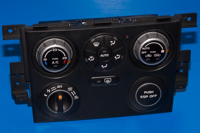 Varmeapparat betjening til Suzuki Grand Vitara, 2005-2015 (Type III)  (MITSUBISHI|CJB502A007AZ)