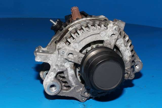 Dynamo til Toyota Verso-S 2011-2015 (COMBI) (COMBI) (DENSO|104210-1350|27060-47150|)