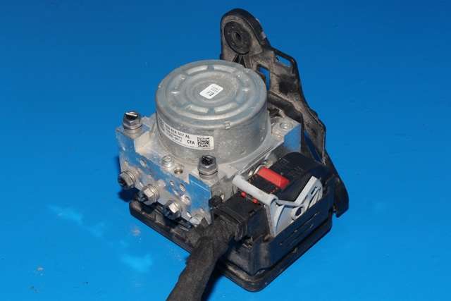 ABS sentral til VW Golf VII, 2012-2017 (Fase 1)  (VAG|5Q0 614 517 AL)