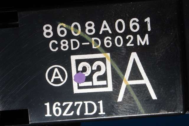 Bryter ruteheis til Mitsubishi Outlander 2007-2010 (Type II, Fase 1) (MITSUBISHI|8608A061|)
