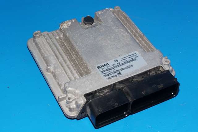 Styreenhet motor til Mitsubishi Outlander, 2007-2010 (Type II, Fase 1) (BOSCH|0 281 014 108)