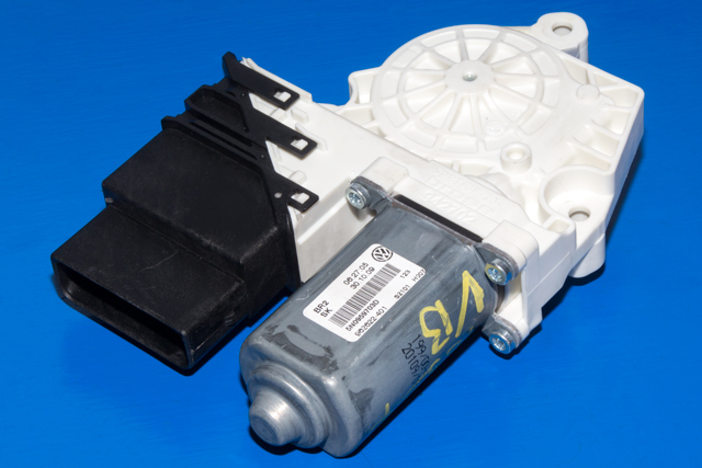 Ruteheis, kun motor, venstre bak til VW Tiguan, 2007-2011 (Type I, Fase 1) (VAG|5N0 959 703 D)