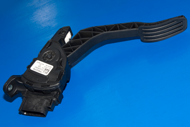 Pedal gass til Volvo V60, 2010-2013 (Type I, Fase 1) (HELLA|6PV 010 834-16)