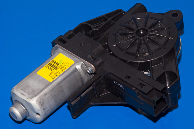 Ruteheis, kun motor, venstre foran til Volvo V60, 2010-2013 (Type I, Fase 1)