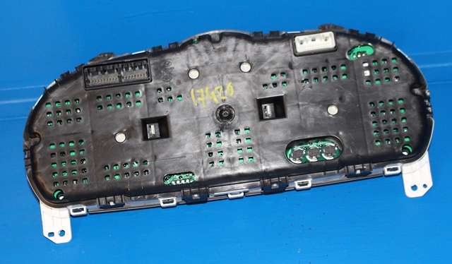 Instrumentpanel til Hyundai i30 2007-2012 (Type I)  (HYUNDAI|94033-2R600|)