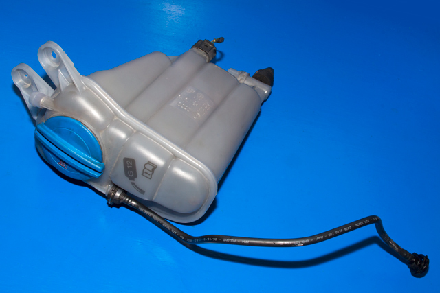 Ekspansjonstank til Audi A4, 2007-2014 (Type IV) (B8) (B8) (VAG|8K0 121 403 C)