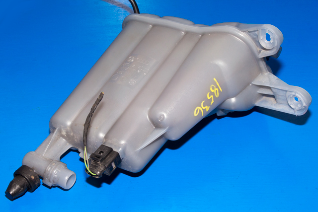 Ekspansjonstank til Audi A4 2007-2014 (Type IV) (B8) (B8) (VAG|8K0 121 403 C|)