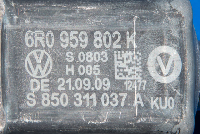 Ruteheis, kun motor, høyre foran til VW Polo 2009-2014 (Type V, Fase 1) (VAG|6R0 959 802 K|)