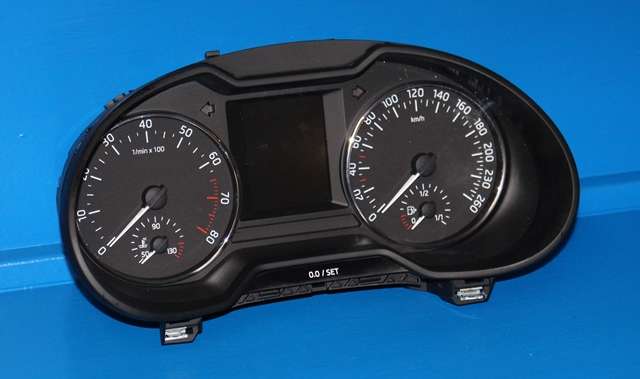 Instrumentpanel til Škoda Octavia 2013-2016 (Type III, Fase 1) (VAG|5E0 920 750|)