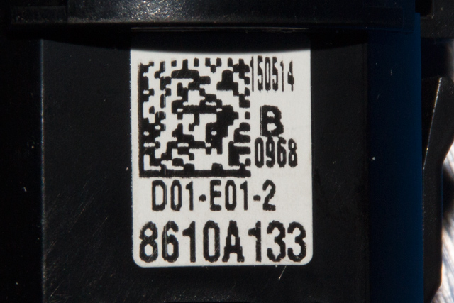 Bryter start/stopp til Mitsubishi Outlander 2012-2015 (Type III, Fase 1) (MITSUBISHI|8610A133|)