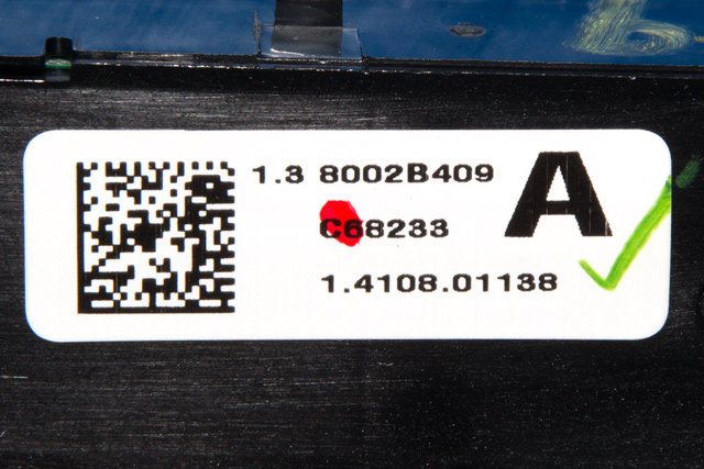 Bryter nødblink til Mitsubishi Outlander 2012-2015 (Type III, Fase 1)  (MITSUBISHI|8002B409|)