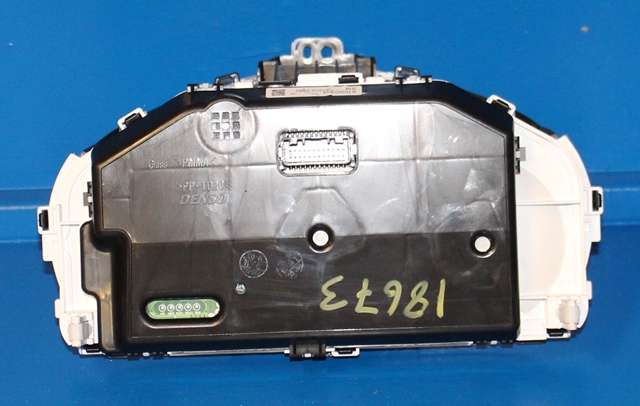 Instrumentpanel til Mitsubishi Space Star 2013-->> (Type II)  (MITSUBISHI|8100C314|)