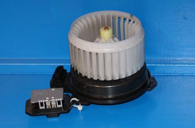 Varmeapparat motor til Mitsubishi Space Star, 2013-->> (Type II)  