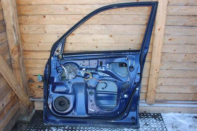 Dør høyre foran til Suzuki Grand Vitara 2005-2015 (Type III)