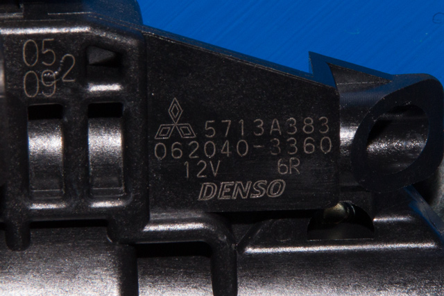 Ruteheis venstre foran til Mitsubishi Outlander 2012-2015 (Type III, Fase 1) (DENSO|062040-3360|5713A383|)
