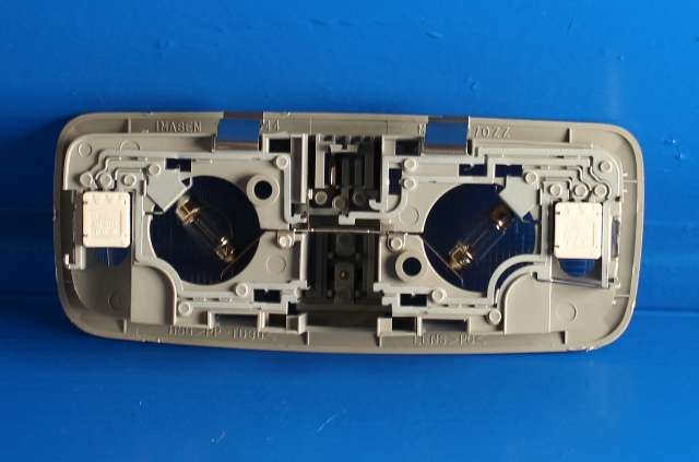 Taklyspanel til Mitsubishi i-MiEV 2010-->>  (MITSUBISHI|MR951270|)