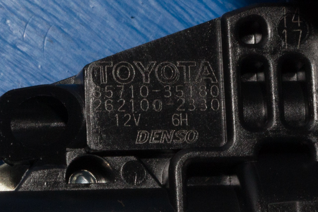 Ruteheis høyre foran til Toyota RAV4 2006-2009 (Type III, Fase 1) (DENSO|262100-2330|85710-35180|)