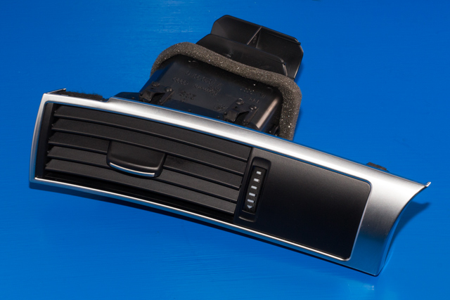 Dashbord friskluftdyse venstre til Audi A6, 2008-2011 (Type III, Fase 2) (C6) (C6)